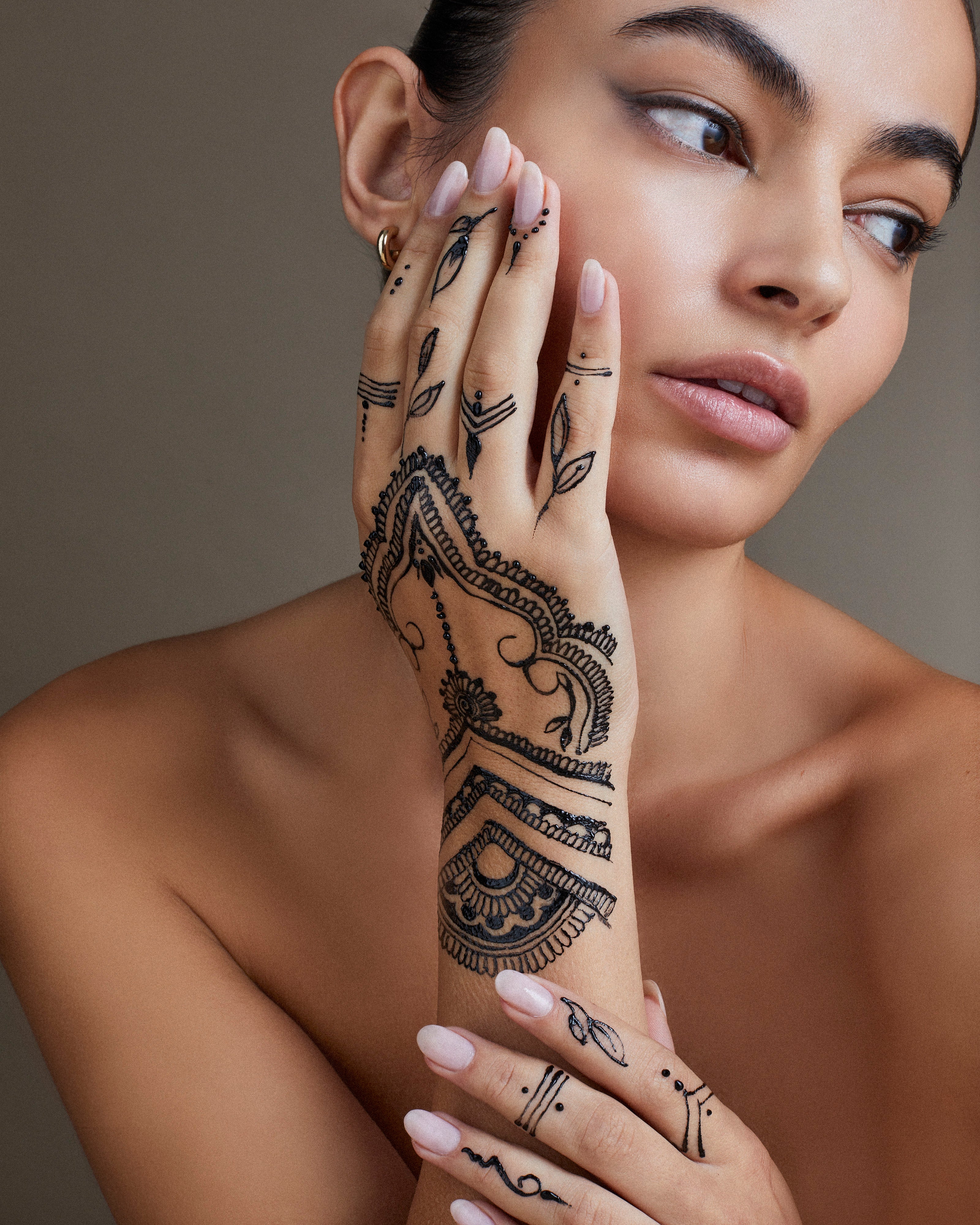 Organic Henna Tattoo Kit in Gift Box + Silver Glitter Gel JJ | eBay